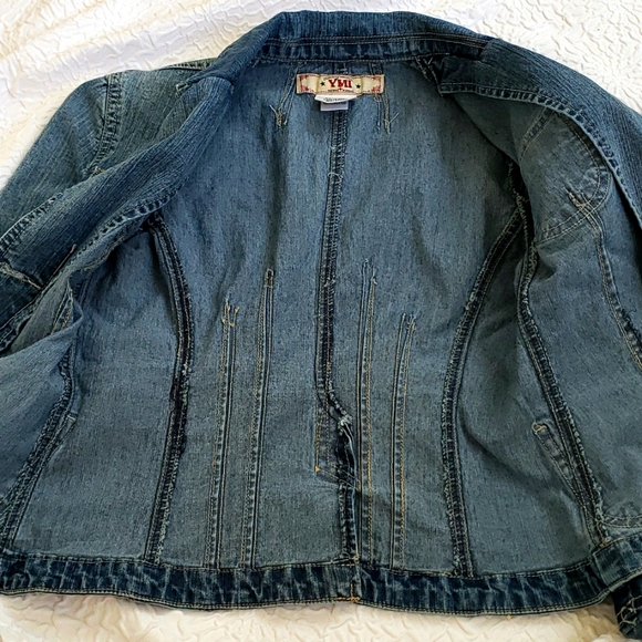 YMI Junior Denim blazer Medium wash. Size Medium - Picture 11 of 16